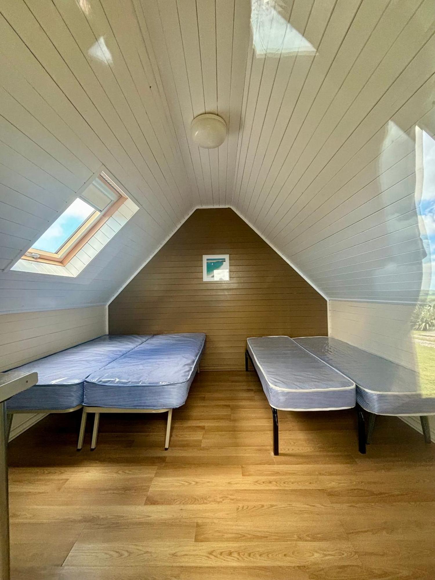 Seaview Holiday Park Penzance Room photo