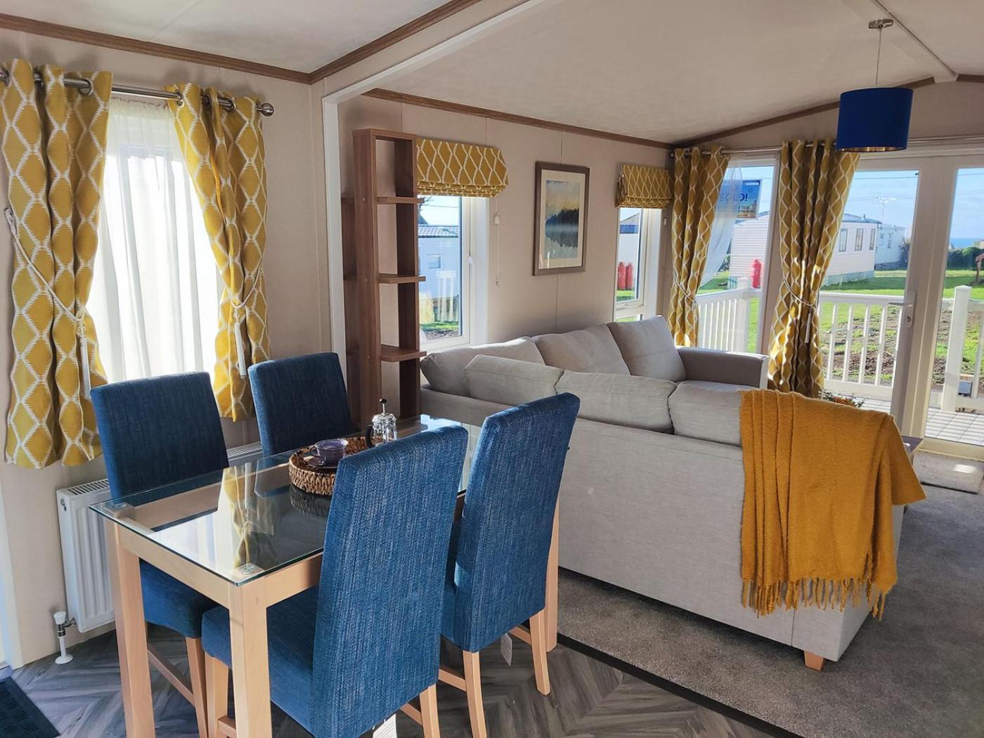 Seaview Holiday Park Penzance Room photo