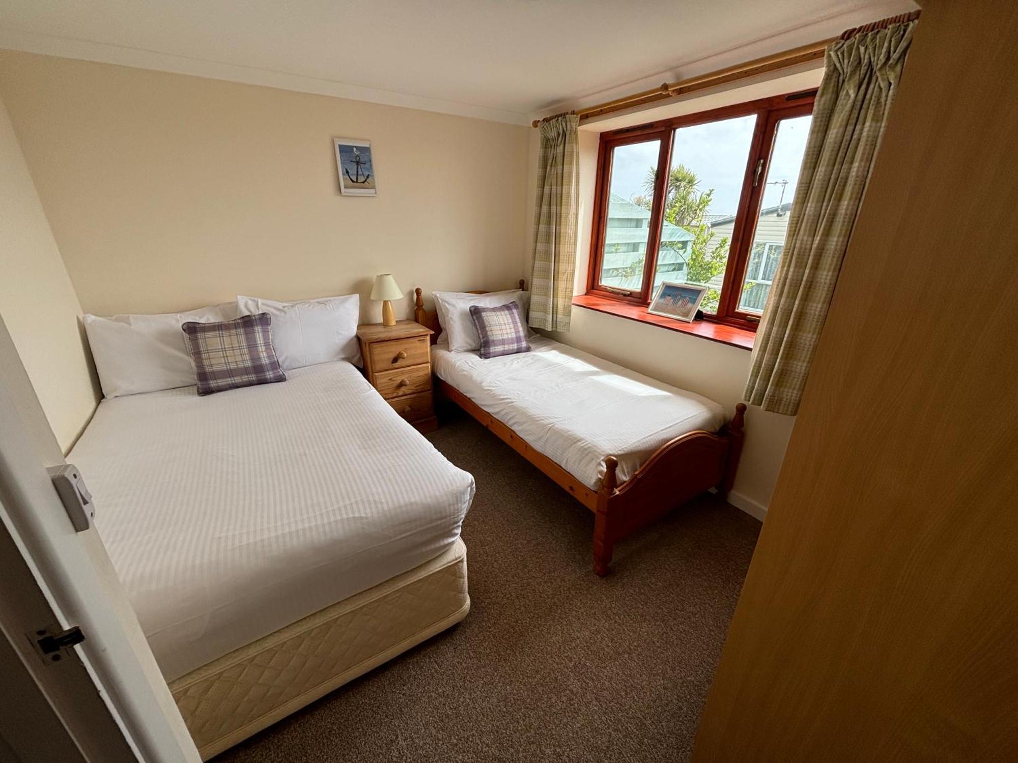 Seaview Holiday Park Penzance Room photo